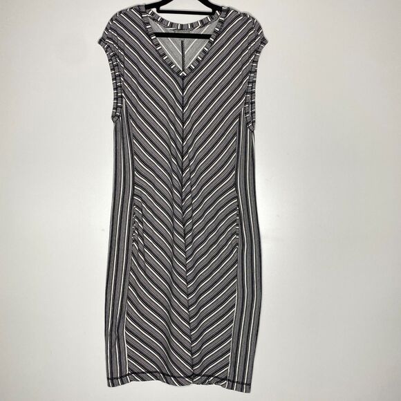 T by Talbots Chevron Stretch V-Neck Side Pocket Dress Women's Size Medium - Picture 1 of 8